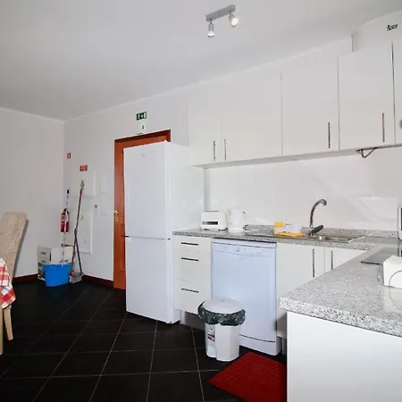 Mit Meerblick Und Beheiztem Schwimmbad Apartment *